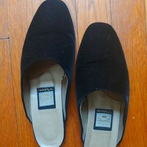 Nina velour slides slip shoes on Women's Shoes 7